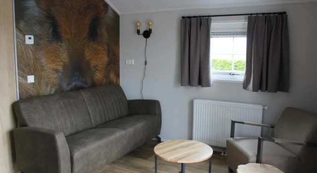 De Bijsselse Enk, Noors chalet 11, Rezerwuj Chalet Hotele w Veluwe z parkingiem, Parking