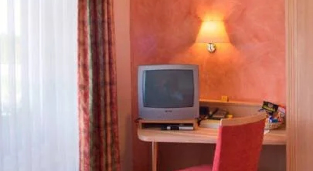 Landhotel Floris, Забронировать Отель Буйр Айфель