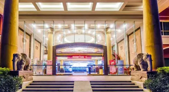 Ripple Hotel (Foshan Beijiao Midea Headquarters), Rezervovat Hotel Hotely v Guangdong s bazénem, Bazén