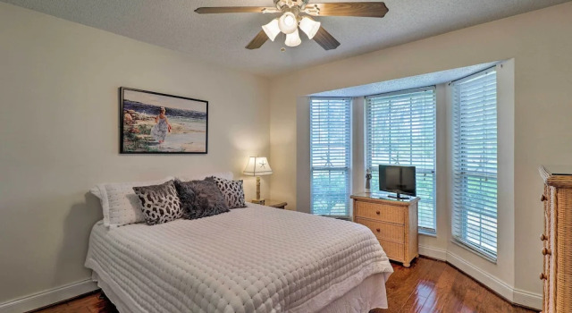 Pet-friendly Amelia Island Home ~ 1 Mi to Beach!, Забронировать Отель Амилия Jacksonville Coast, рядом с Baptist Medical Center - Nassau