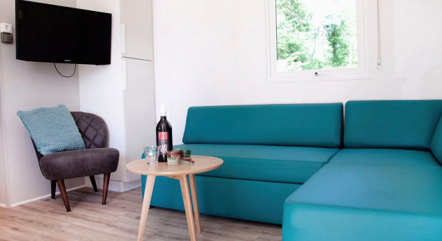 Nice Chalet With AC, on the Drents-friese Wold, Book Chalet Villaer i Appelscha, Villa
