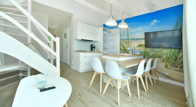 Holiday Home, Private Sauna, Close to the Beach