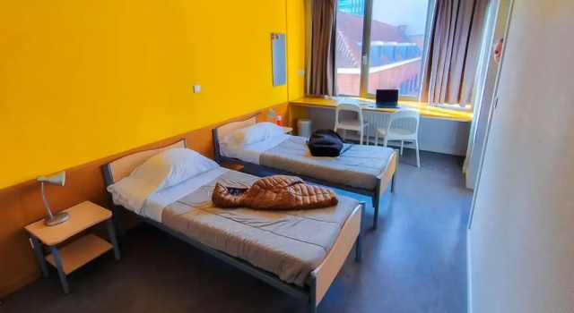Двухместный номер Standard Youth Hostel van Gogh