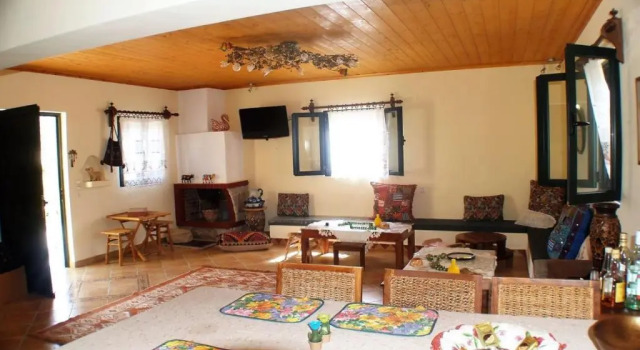 Lai Cottage, Забронировать Дом для отпуска Коттеджи Карпатоса, Коттедж