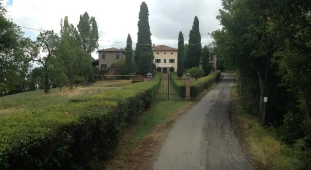 Villa La Forbara, Забронировать Вилла Коттеджи Марано-суль-Панаро, Коттедж