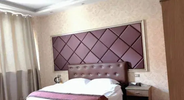 Люкс Deluxe Chongqing Ruihao Business Hotel