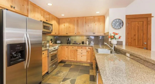 Номер Platinum East West Hospitality Tahoe