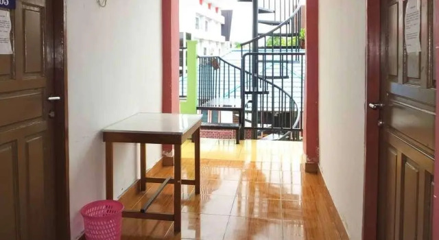 KoolKost Syariah @ Komplek Kost Dempo, Rezervovat Hotel Hotely v Kalimantan s parkováním, Parkování