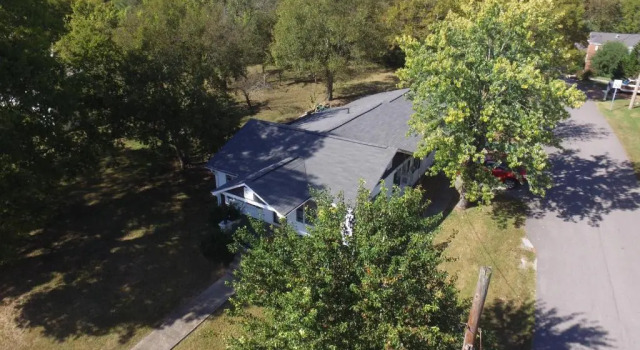 Quaint 3 Bedroom 1.5 Bath House to Yourself!!!, Buchen Sie Hotel Goodlettsville Tennessee