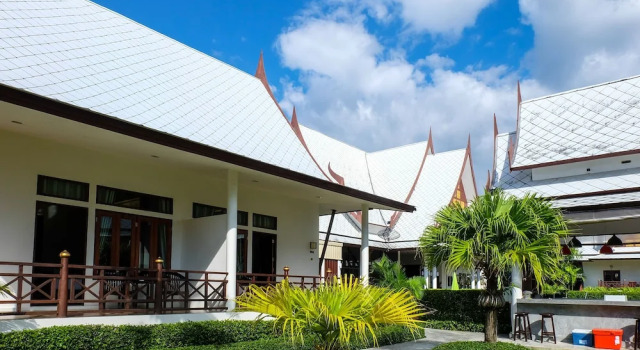 Двухместный номер Deluxe с видом на озеро Bhu Tarn Koh Chang Resort & Spa