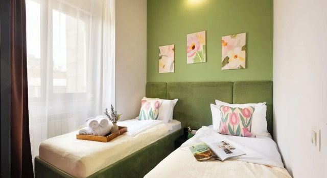 Апартаменты Classic с балконом Stay Inn на ул. Амиряна, 26/4