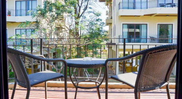 Полулюкс с видом на сад Patravana Resort