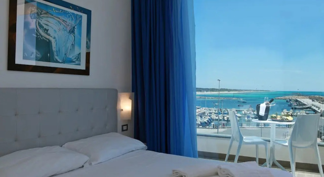 Nauticus Hotel Ugento, Buchen Sie Hotel Hotels in Ugento mit Parkplatz, Parkplätze