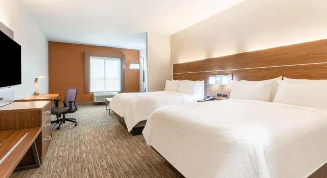 Двухместный люкс Holiday Inn Express & Suites Kearney by IHG