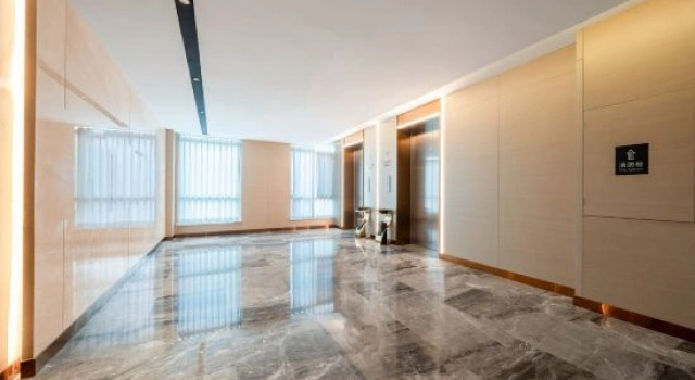 Lavande Hotel (Liaocheng Gaotang Shuanglong Shopping Plaza), Prenota Hotel Hotel a Shandong con parcheggio, Parcheggio