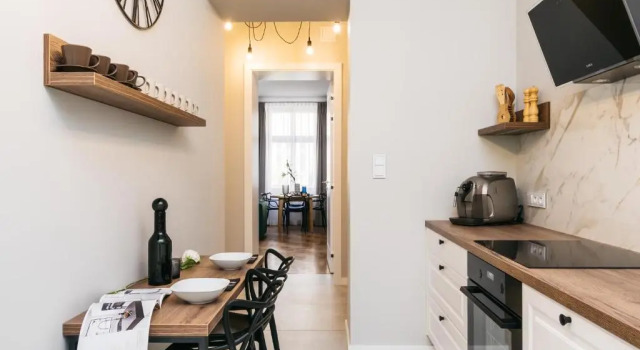 Papillon Apartment - LoftAffair, Забронировать Апартаменты/квартира Краков Малопольское воеводство, рядом с Marszałek Piłsudski Stadium