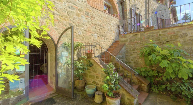 Коттедж Classic Attractive apartment in typical Tuscan style