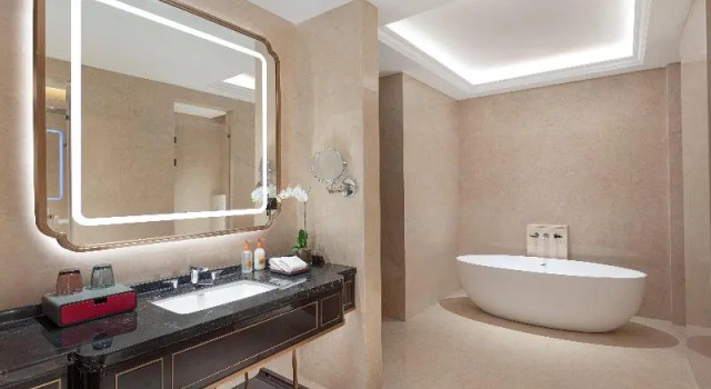 Четырёхместный номер Premium Crowne Plaza Chengdu Tianfu New Area by IHG
