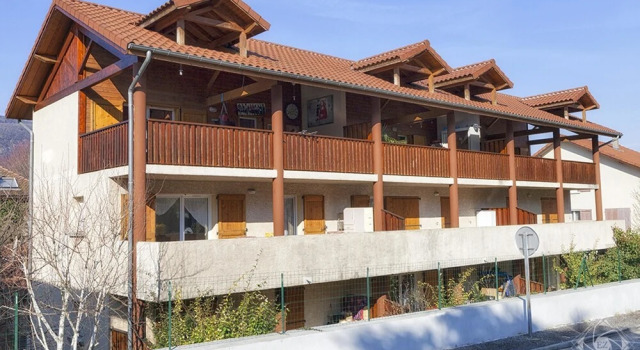 Studio in Voreppe, With Wonderful Mountain View and Pool Access - 27 k, Забронировать Отель Вореп Grenoble Area