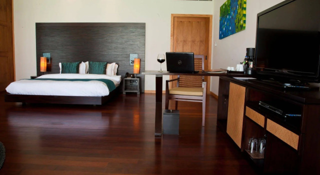 Vakarufalhi Island Resort & Spa