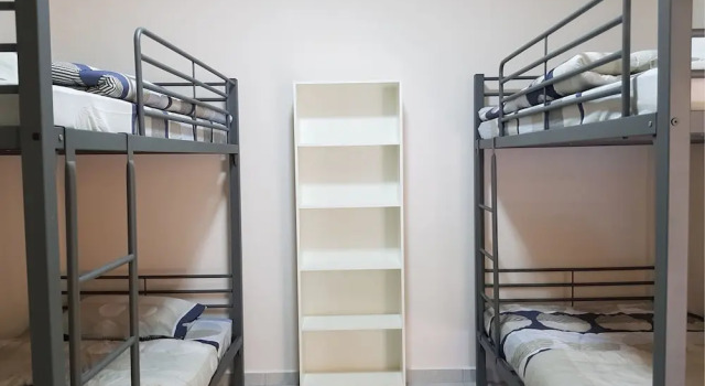 Апартаменты с 4 комнатами с балконом 24A Home Stay Near Bukit Bintang