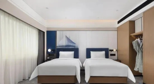 Семейный номер Superior Hampton by Hilton Xi‘an South Gate City Wall