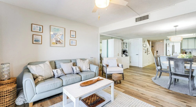 Beachfront! Indian Rocks Beach Condo w/ Balcony, Забронировать Апартаменты/квартира Апартаменты штата Флориды, Апартаменты/квартира