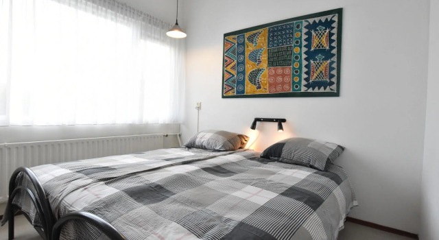 Modern Holiday Home in Nieuwvliet with Garden, Забронировать Отель Отели Zeeuws-Vlaanderen с парковкой, Парковка