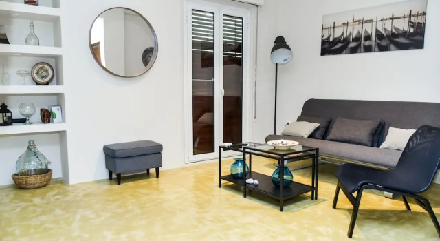 Central apartment at Echarxia 2 beds for 4 pers