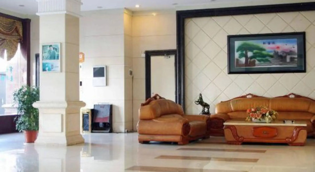 Shuiyue Qinghua Hotel