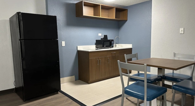 Четырёхместный люкс Red Roof Inn Richmond, VA