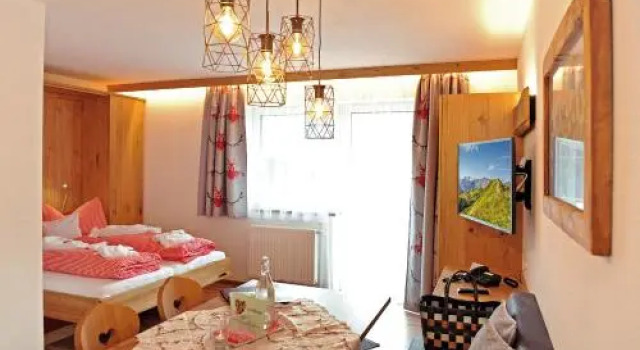 Eggerhof mit Panorama Aussicht, inklusive Verwöhnpension und Joker Card, Забронировать Отель Глемм Зальбах-Хинтерглемм, рядом с Шонляйтен Гипфельбан