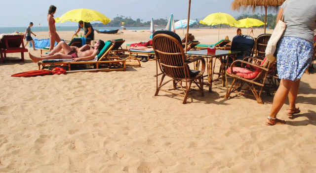 Tivai Beach Cottages, Забронировать Отель Калангут Северный Гоа, рядом с Пляж Калангут