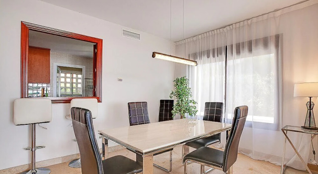 3 bedroom apartment garden and sea view, Book Apartment San Roque Costa de la Luz