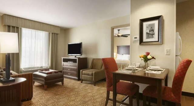 Четырёхместный люкс Homewood Suites by Hilton Binghamton/Vestal
