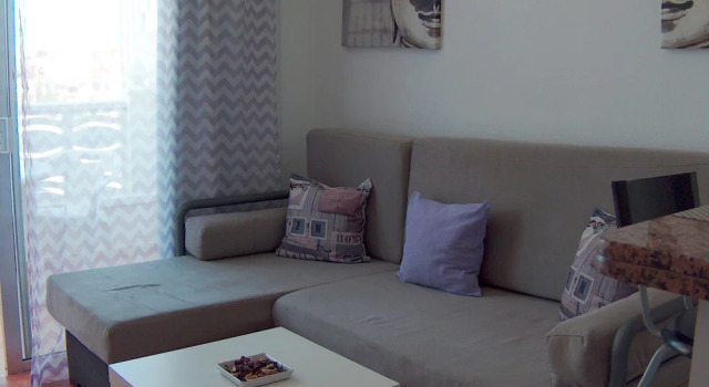Cute Studio in Costa del Silencio, Book Hotel Hotels in Tenerife with Parking, Parking
