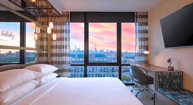 Номер Standard с видом на город Renaissance New York Harlem Hotel