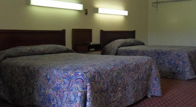 Четырёхместный номер Standard Acorn Motel