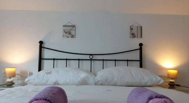 Номер Standard с балконом Apartment Ada bed & breakfast