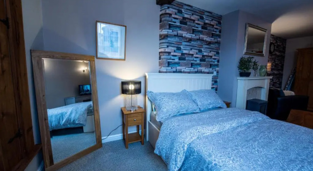 The Little Pheasant Apartment Ironbridge Gorge, Rezervasyon Daire Ironbridge otoparklı oteller, Otopark