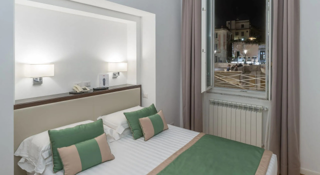 Les Diamants Spanish Steps Suite