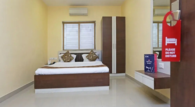 OYO 987 Hotel Pawan Putra, Prenota Hotel Calcutta 