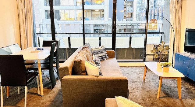 Апартаменты ReadySet Apartments on Kavanagh