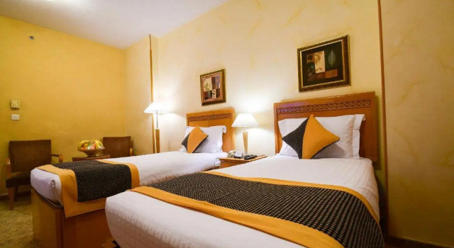 Люкс с 2 комнатами Al Ansar Palace Golden Tulip Hotel