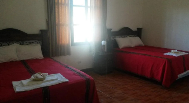 Hotel Ajau Colonial, Varaa Hotelli Zona 1 