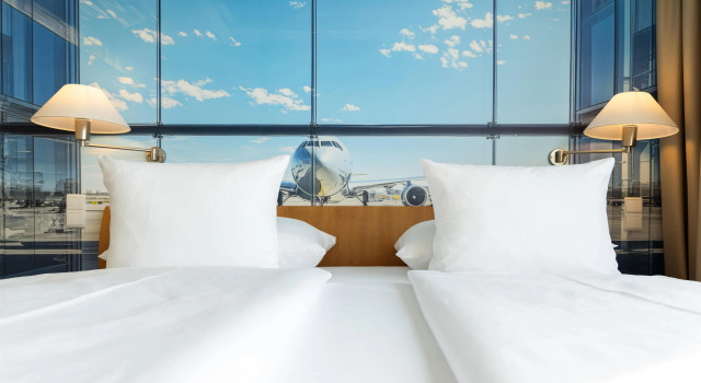 Двухместный люкс Globana Airport Hotel
