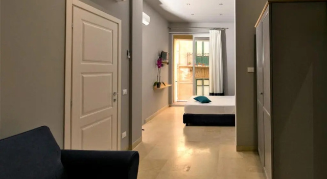 Полулюкс ZIBIBBO SUITES & ROOMS - Aparthotel in Centro Storico a Trapani