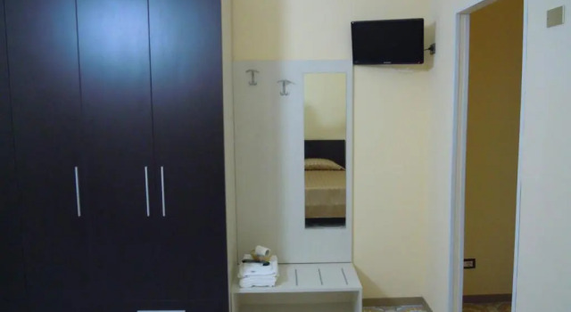 Четырёхместный номер Standard Hotel Happy