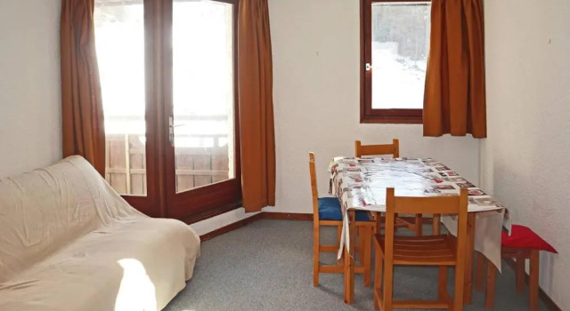 Studio Les Orres, 1 pièce, 4 personnes - FR-1-322-472, Забронировать Апартаменты/квартира Апартаменты Лез-Ор, рядом с Горнолыжный подъемник Прамутон, Апартаменты/квартира