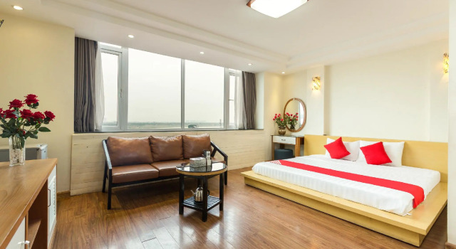 Двухместный люкс OYO 703 Hoang Gia Hotel